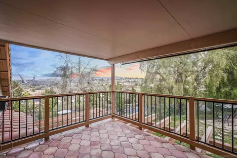Exterior - 1340 Sunglow Dr, Oceanside, CA 92056 photo 4 of 14