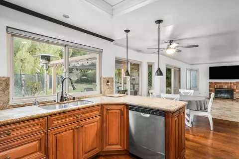 Kitchen - 1340 Sunglow Dr, Oceanside, CA 92056 photo 3 of 3