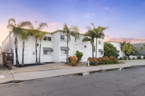 4425 50th St #4, San Diego, CA 92115