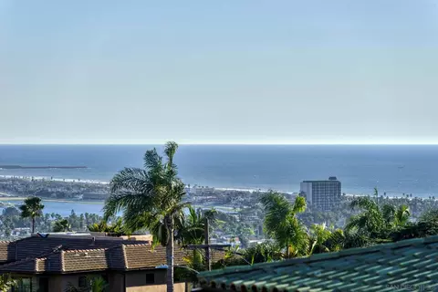 1695 Los Altos Rd, San Diego, CA 92109