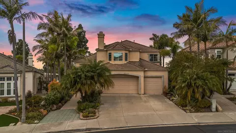 2352 Rock Crest Gln, Escondido, CA 92026