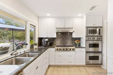 Kitchen - 17123 Tam O Shanter Dr, Poway, CA 92064 photo 6 of 7