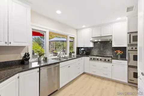 Kitchen - 17123 Tam O Shanter Dr, Poway, CA 92064 photo 5 of 7
