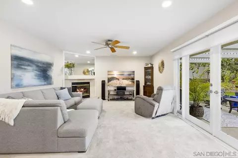 Living - 17123 Tam O Shanter Dr, Poway, CA 92064 photo 6 of 8
