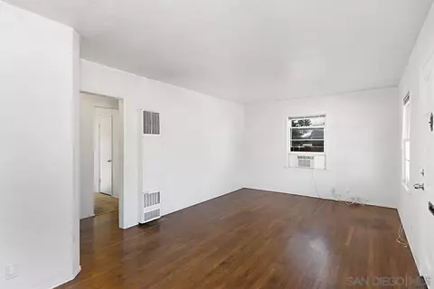 8605 Washington Ave, La Mesa, CA 91942 photo 6