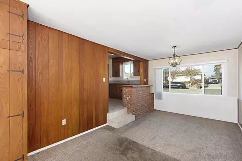8605 Washington Ave, La Mesa, CA 91942 photo 13