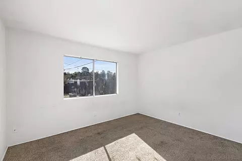 8605 Washington Ave, La Mesa, CA 91942 photo 18