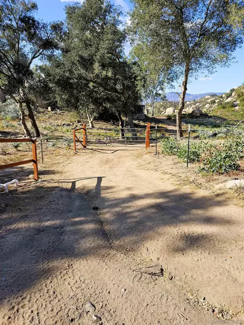 2562 Donnil Ln #102-081-05-00, Fallbrook, CA 92028 photo 3