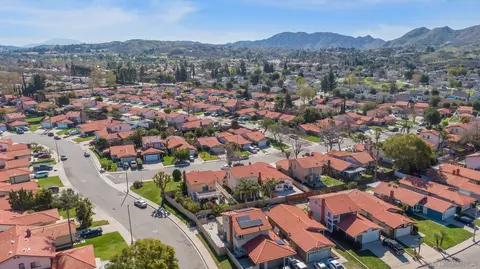 View/Area - 795 Santa Fe Ln, Colton, CA 92324 photo 10 of 13
