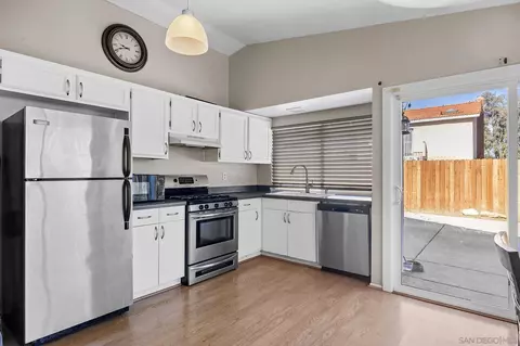 Kitchen - 795 Santa Fe Ln, Colton, CA 92324 photo 1 of 3