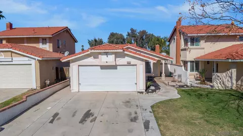 View/Area - 795 Santa Fe Ln, Colton, CA 92324 photo 1 of 13
