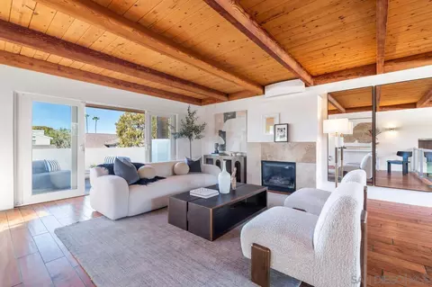 Living - 13711 Mercado Dr, Del Mar, CA 92014 photo 4 of 6