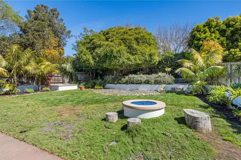 Exterior - 13711 Mercado Dr, Del Mar, CA 92014 photo 10 of 12