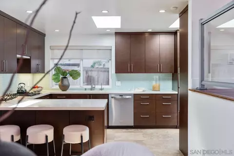 Kitchen - 13711 Mercado Dr, Del Mar, CA 92014 photo 2 of 5