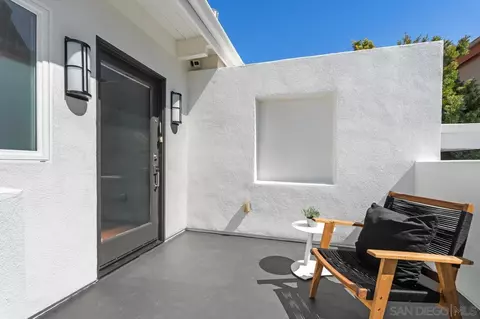 Exterior - 13711 Mercado Dr, Del Mar, CA 92014 photo 4 of 12