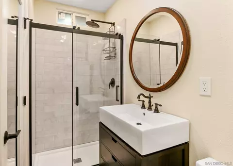 Bath - 24002 Del Amo Rd, Ramona, CA 92065 photo 9 of 9