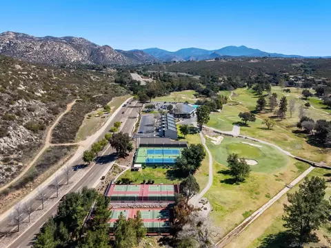 View/Area - 24002 Del Amo Rd, Ramona, CA 92065 photo 6 of 7
