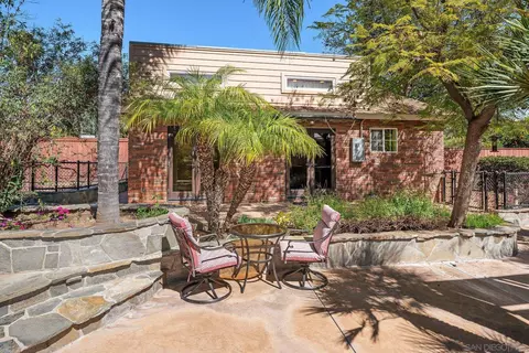 Exterior - 24002 Del Amo Rd, Ramona, CA 92065 photo 12 of 17