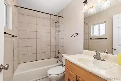 Bath - 7322 Princeton Ave, La Mesa, CA 91942 photo 4 of 4