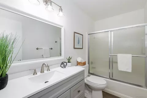 3933 Brown St, Oceanside, CA 92056 photo 17