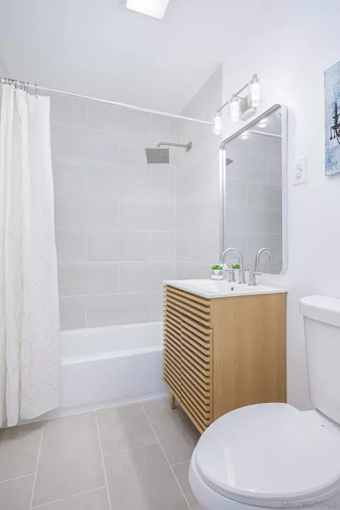 Bath - 9217 Maranda Dr, Santee, CA 92071 photo 3 of 4