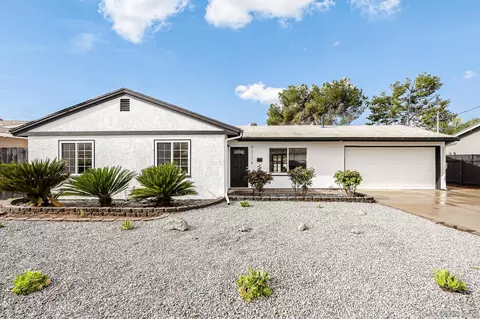 9217 Maranda Dr, Santee, CA 92071