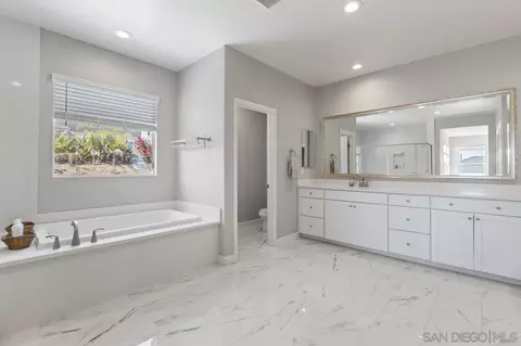 3041 Via De Todos Santos, Fallbrook, CA 92028 photo 8
