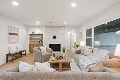 9504 Alto Dr, La Mesa, CA 91941 photo 4