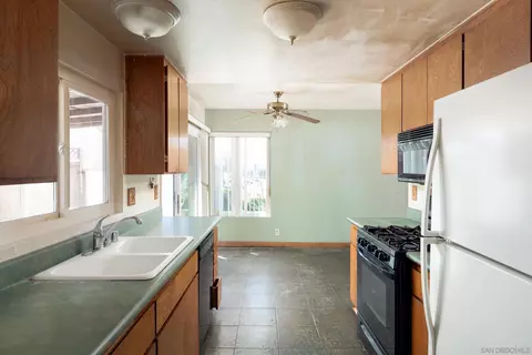 1530 Brian Pl, Escondido, CA 92025 photo 10