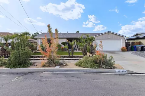 10220 Strathmore Dr, Santee, CA 92071