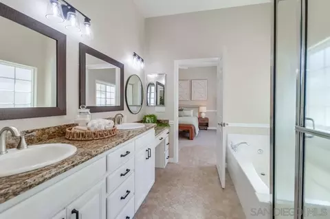 Bath - 8837 Diamondback Dr, Santee, CA 92071 photo 3 of 5
