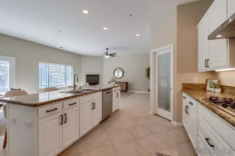 Kitchen - 8837 Diamondback Dr, Santee, CA 92071 photo 3 of 4