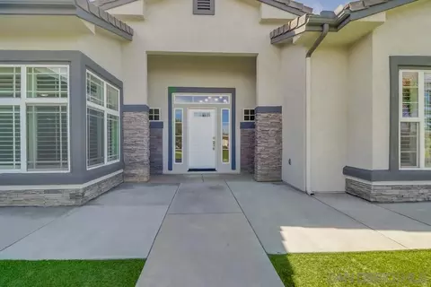 Exterior - 8837 Diamondback Dr, Santee, CA 92071 photo 2 of 13