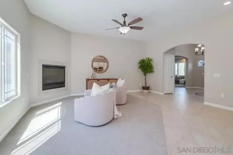 Living - 8837 Diamondback Dr, Santee, CA 92071 photo 2 of 5