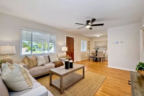 9307 Manor Dr, La Mesa, CA 91942 photo 5