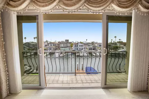 View/Area - 34 The Pt, Coronado, CA 92118 photo 7 of 12