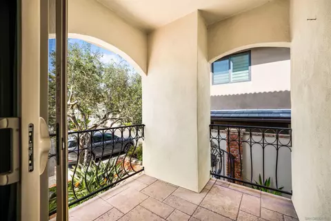 Exterior - 34 The Pt, Coronado, CA 92118 photo 6 of 7