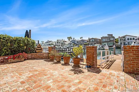 Exterior - 34 The Pt, Coronado, CA 92118 photo 5 of 7