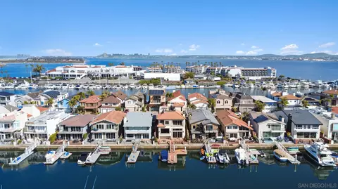 View/Area - 34 The Pt, Coronado, CA 92118 photo 2 of 12
