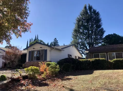 725 Henderson Ave, Sunnyvale, CA 94086
