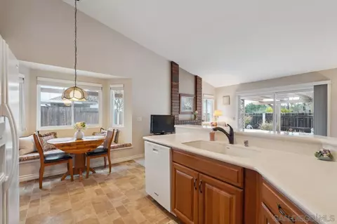 13111 Oakline Ct, Poway, CA 92064 photo 18