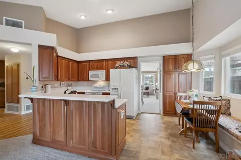 13111 Oakline Ct, Poway, CA 92064 photo 16