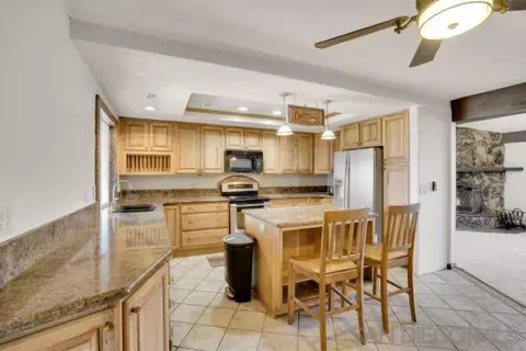 Kitchen - 9271 Dulene Dr, Lakeside, CA 92040 photo 2 of 5