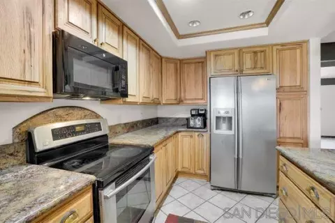 Kitchen - 9271 Dulene Dr, Lakeside, CA 92040 photo 5 of 5