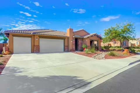 Exterior - 263 Tom Mcguinness Jr Cir, Fallbrook, CA 92028 photo 5 of 19
