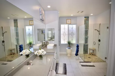 Bath - 263 Tom Mcguinness Jr Cir, Fallbrook, CA 92028 photo 3 of 8