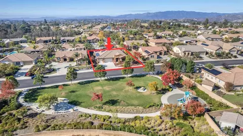 View/Area - 263 Tom Mcguinness Jr Cir, Fallbrook, CA 92028 photo 2 of 5