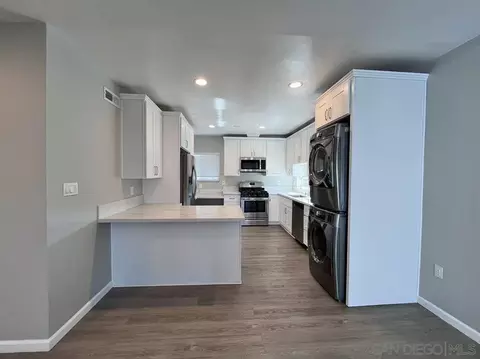 810 G Ave, Coronado, CA 92118 photo 12