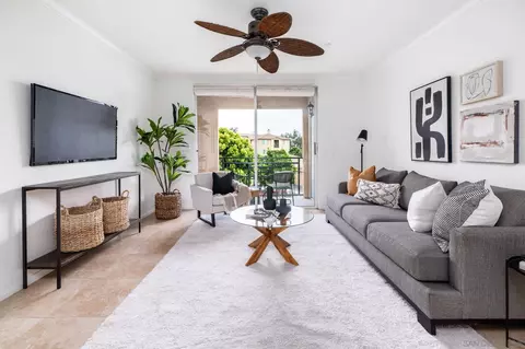 3840 Elijah Ct #825, San Diego, CA 92130