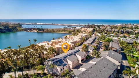 831 Kalpati Cir #F, Carlsbad, CA 92008